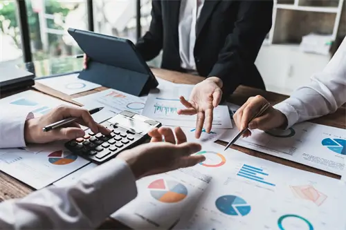 公司中层人员的介绍